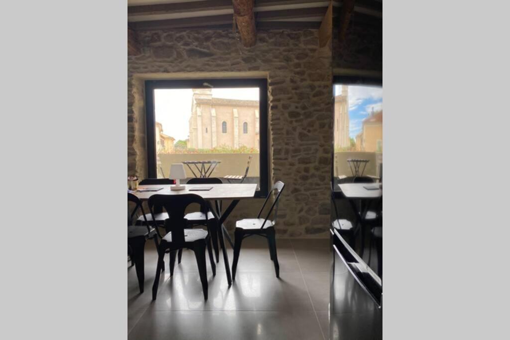 Charmante Maison Face A L'Eglise De Codolet Villa ภายนอก รูปภาพ